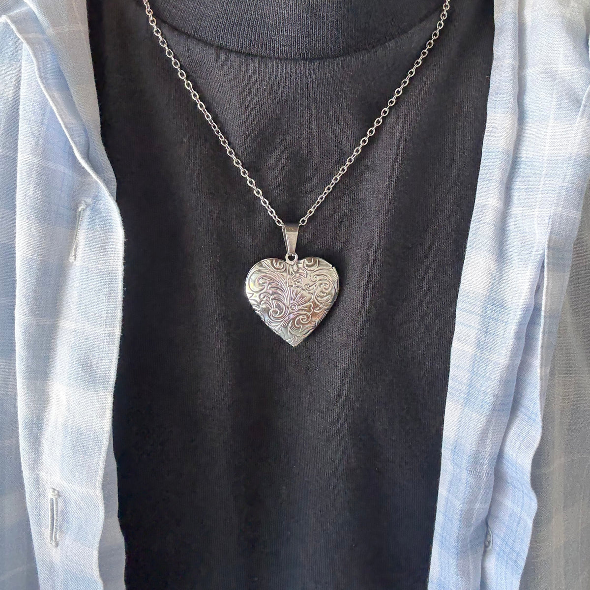Silver Floral Heart Locket Necklace